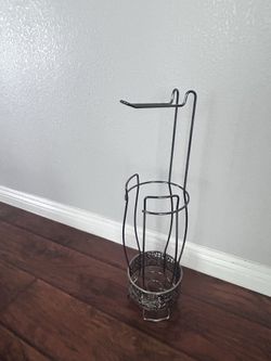 Toilet paper holder