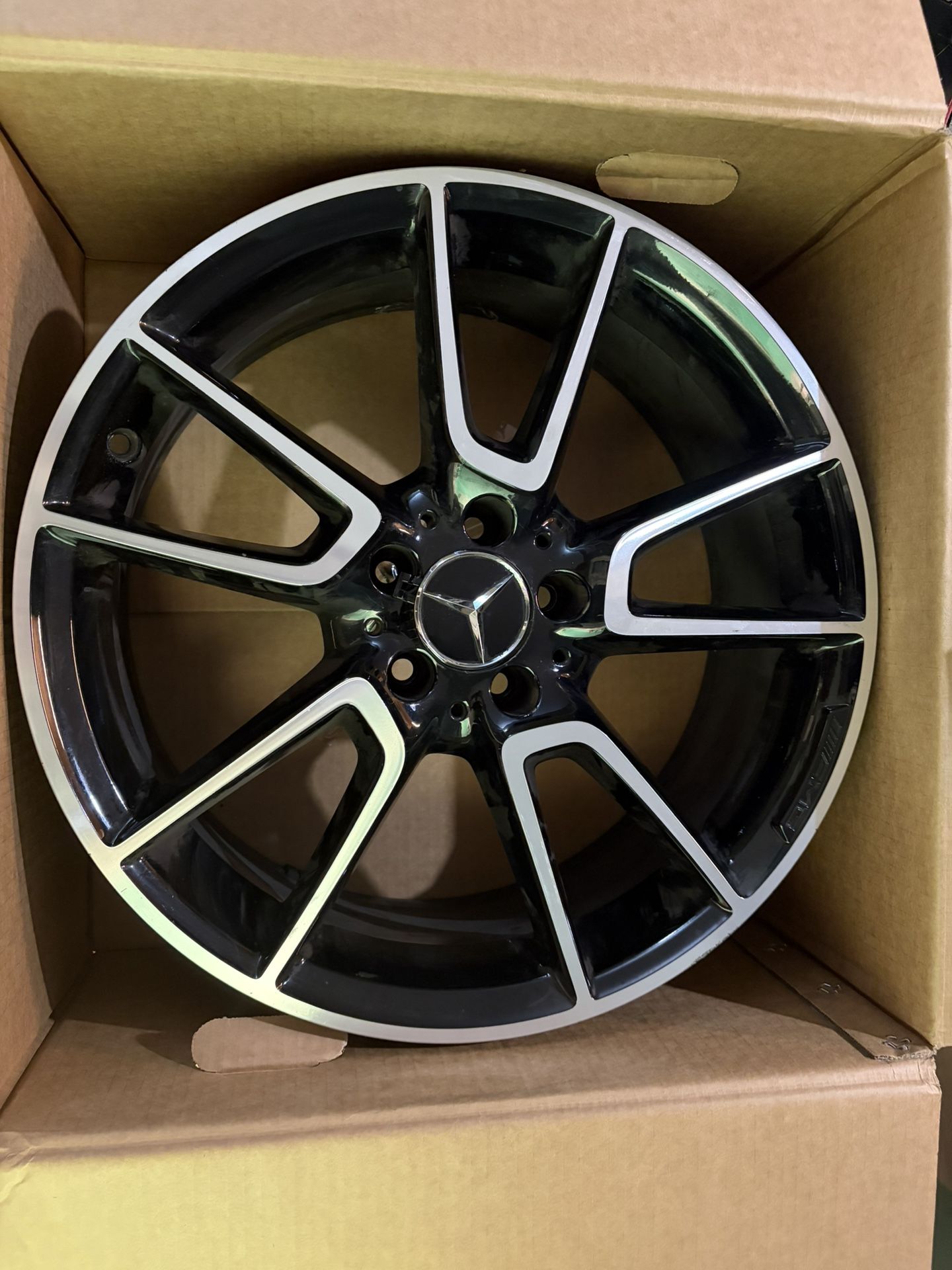 2018 C43 19 Inch Set Of Rims