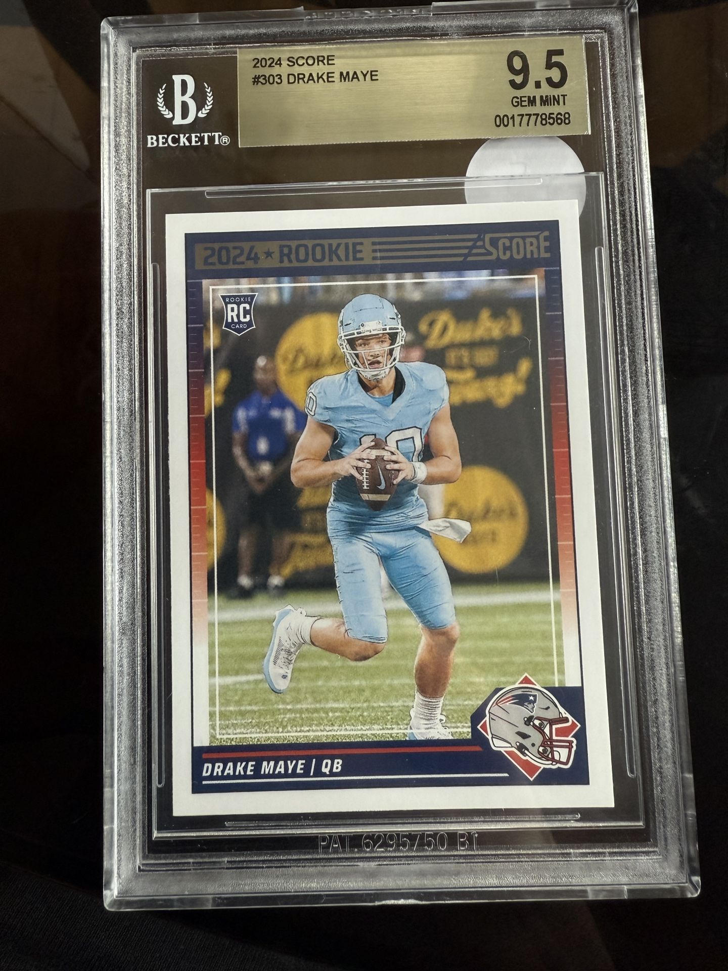 Drake Maye Score Rookie Card Beckett 9.5