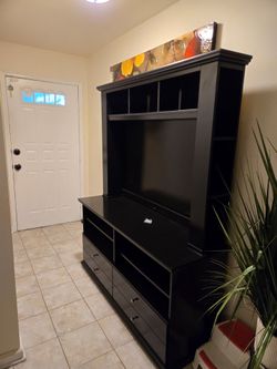Wall Unit