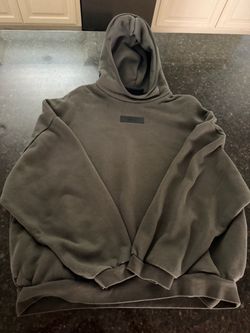 Essential hoodie
