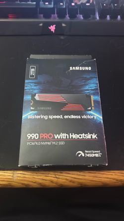 Samsung 990 Pro 2TB NVMe SSD with Heatsink
