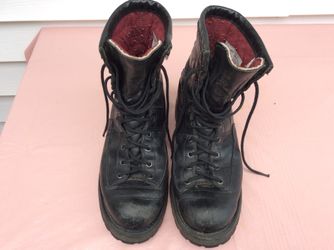 DANNER Boots, Size 10, USED, NOT STEAL TOE, Leather, 8 Inch, huddle house/exxon at 2426 E Lamar Alexander parkway Maryville Sri