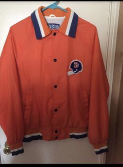 Denver Broncos size medium