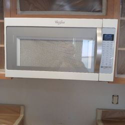 FULL SET OF LIKE NEW KITCHEN APPLIANCES-1000obo