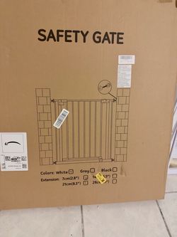 2 Safety gate for baby/dog