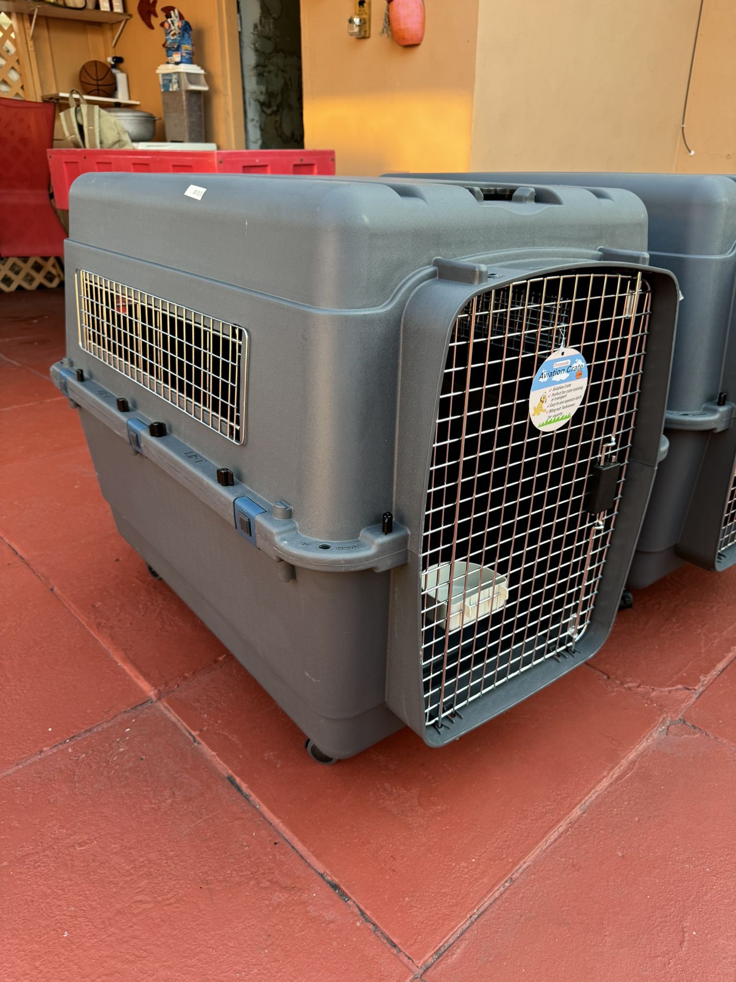 NEW XL Petmode Aviation Dog Crate With Wheels - Grey