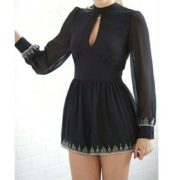 House of Harlow medium romper