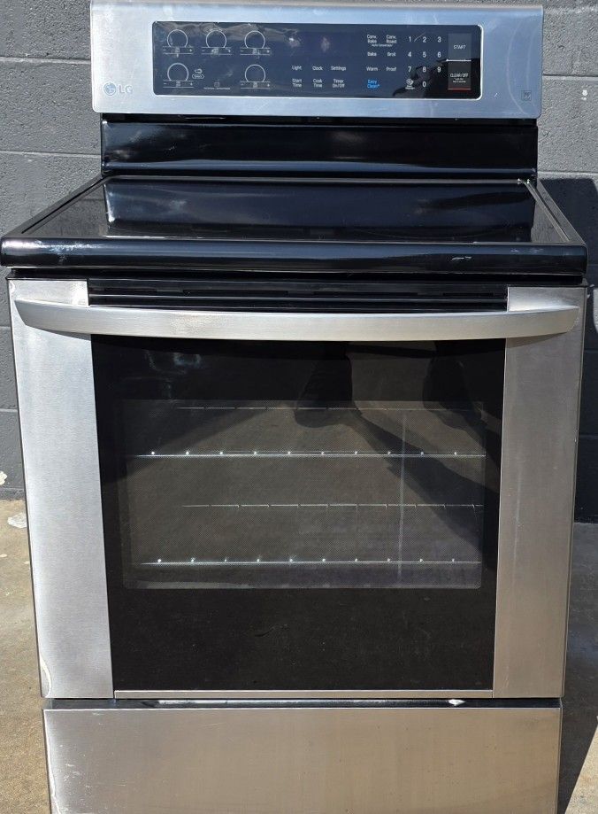 LG ELECTRIC Stove for Sale
(Works Great)
Comes w/ Warranty
Delivery Available
