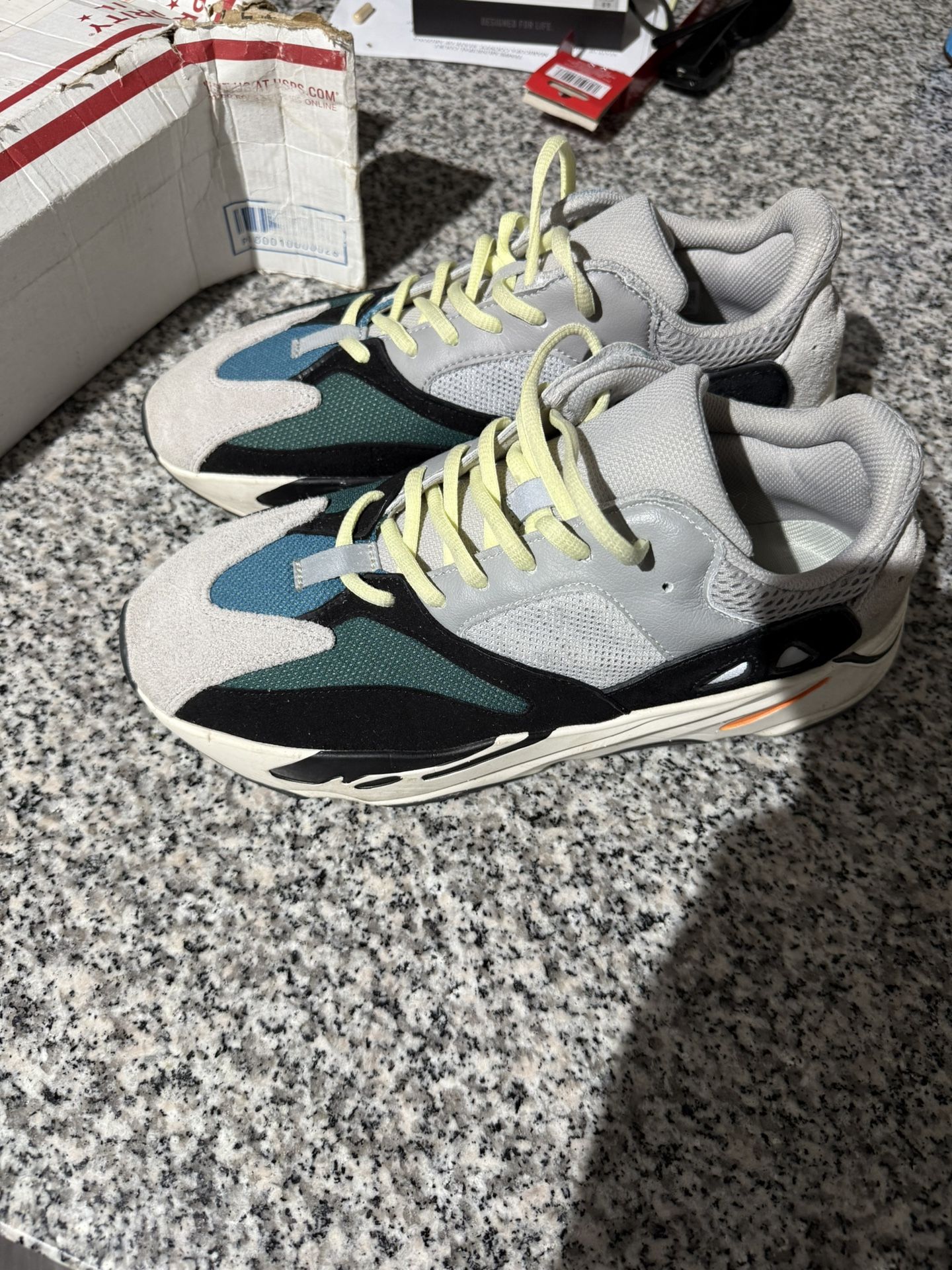 YEEZY 700 WAVE RUNNER