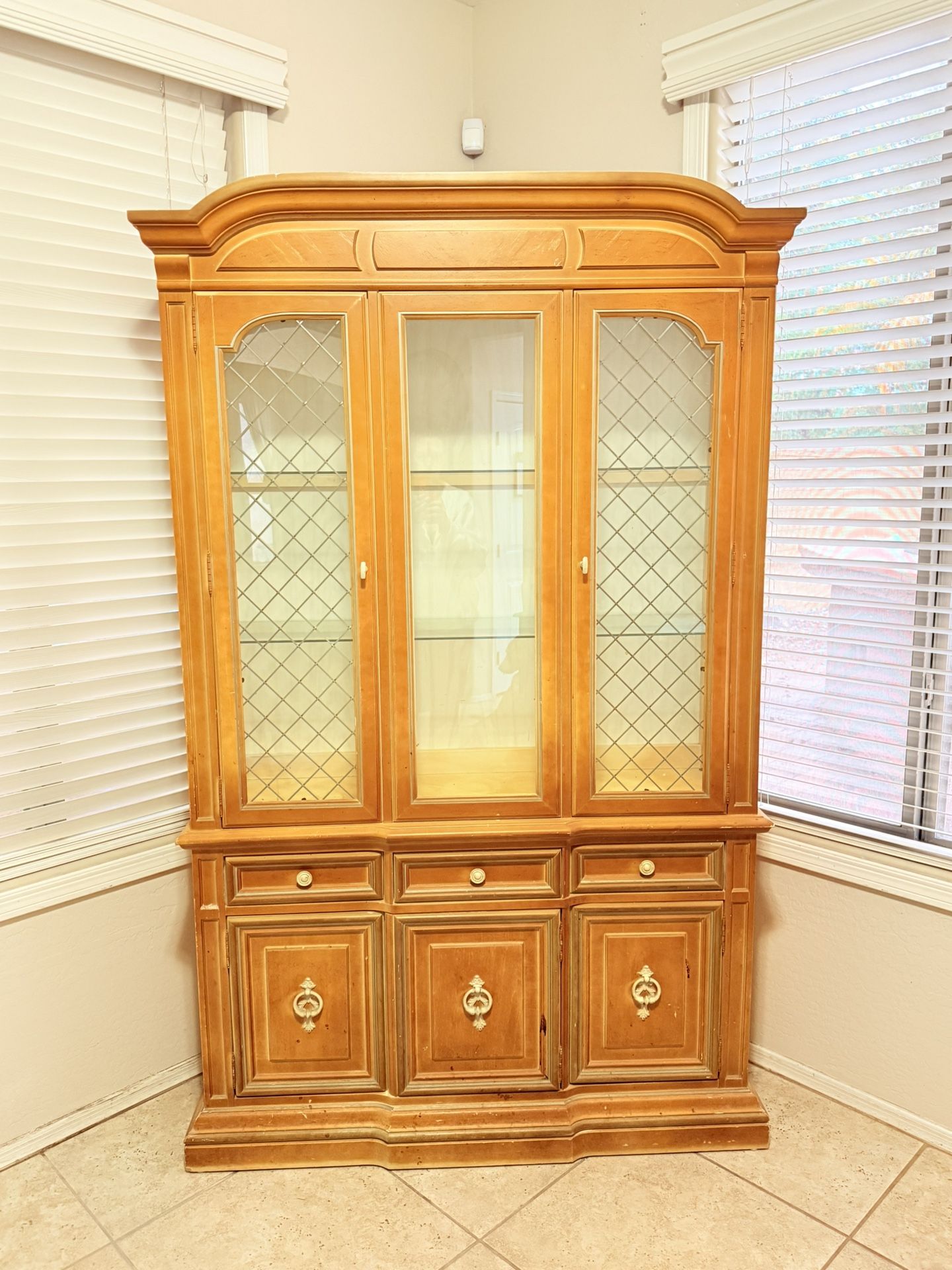 China Hutch