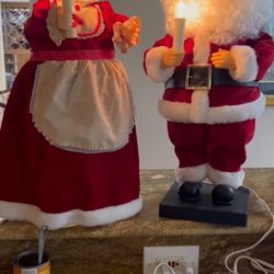 Vintage Automated, Mr. And Mrs. Claus