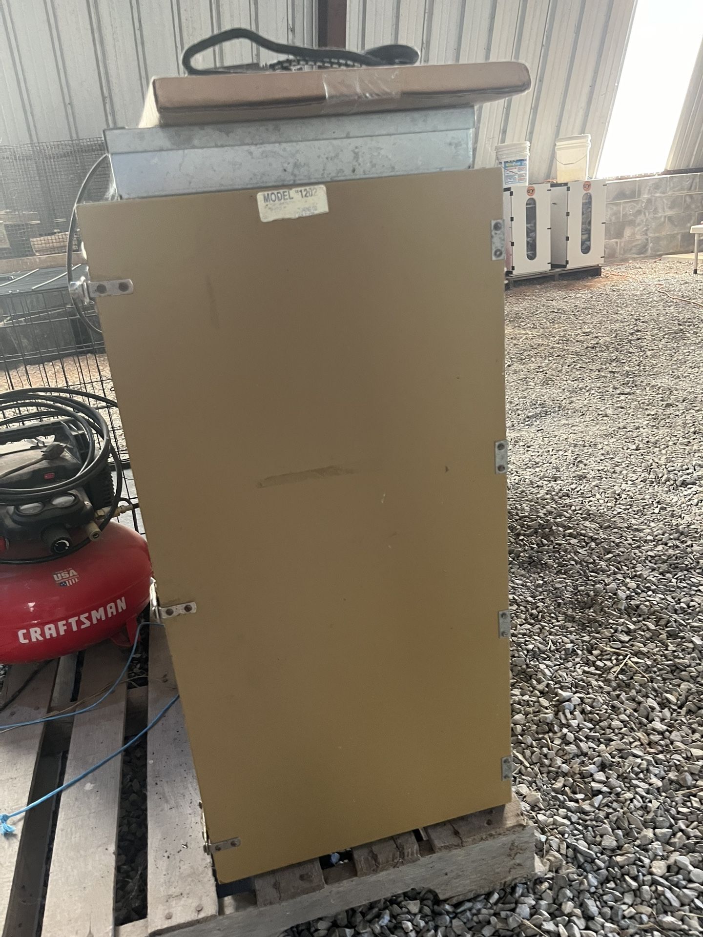 GQF Egg Incubator