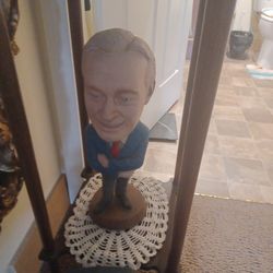 Esco Statue 'S.60.00ea.