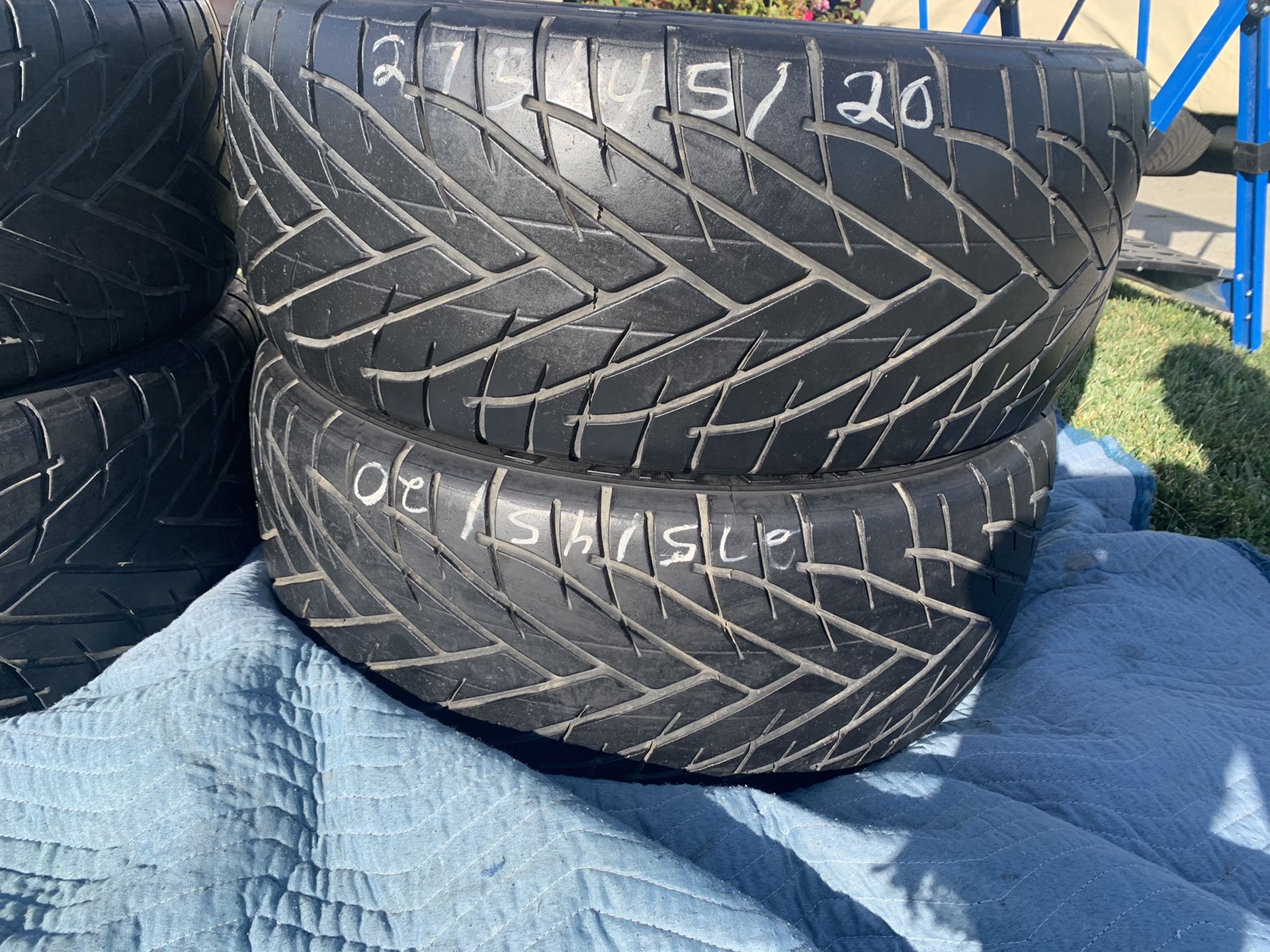 275/45/20 ( 2 tires only ) in Great Condition