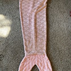 Mermaid Tail Blanket 