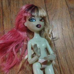 
Bratzillaz Midnight Beach Doll Cloetta Spelletta (Read Description) 