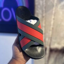 Gucci slides