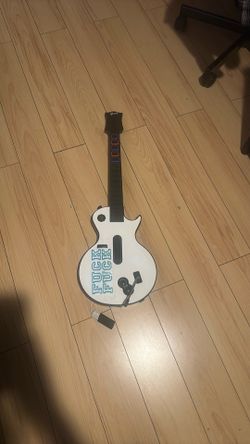 Guitar hero WII controller