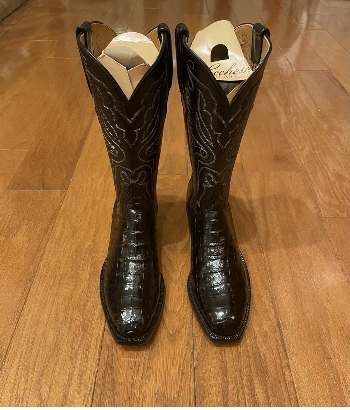  Lucchese Boots