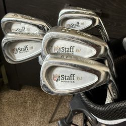 Wilson Clubs & standbag