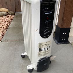 Pelonis Electric Oil Filled Radiant Space Heater 