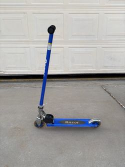 Boys Razor Scooter