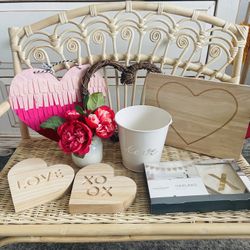 Valentine’s Day Decor 