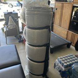 Casper Full  Mattress + Casper Foundation + Mattress Protector