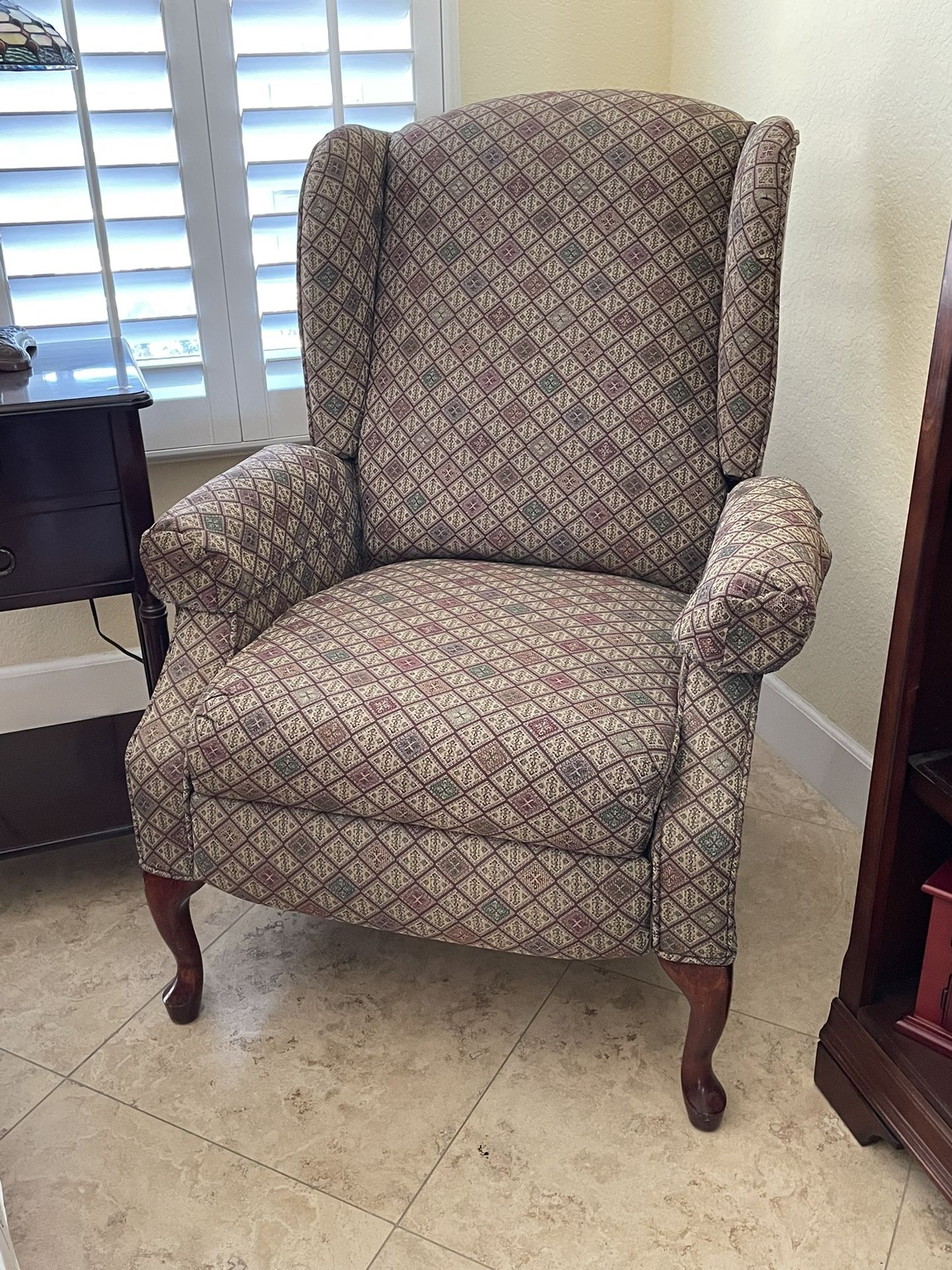 Queen Anne Wingback Recliners