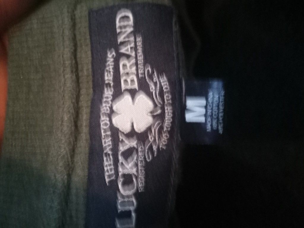 Lucky brand size med thermal type shirt like new
