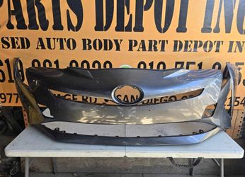 2016-2018 toyota prius front bumper