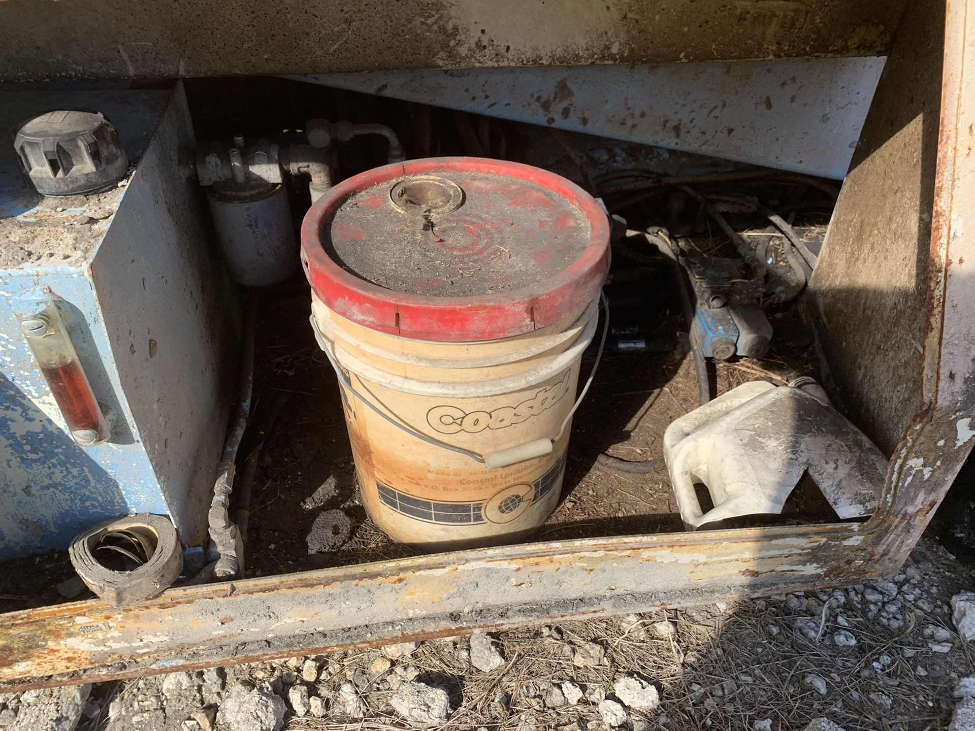 LIFT FOR PARTS OR REPAIR (It’s Available if you see it posted) Make us an Offer!!!