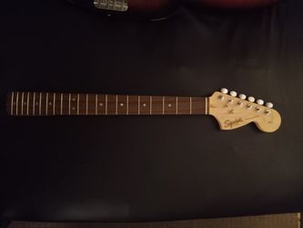 Fender SQUIER STRATOCASTER NECK WITH CHARVEL LOCKING TUNERS 