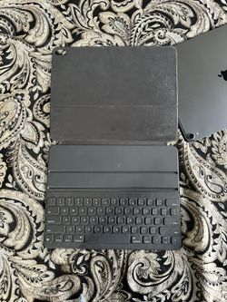 iPad keyboard For Sale! 