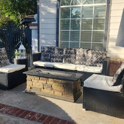 Outdoor Patio Lounge Set With Fire Pit 