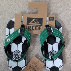 New REEF Sandals Soccer Themed Size 5/6 Toddlers