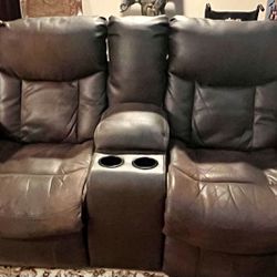 Set Of Couches Recliners