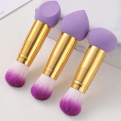 Makeup 💄 brushes going quick! $6 set.