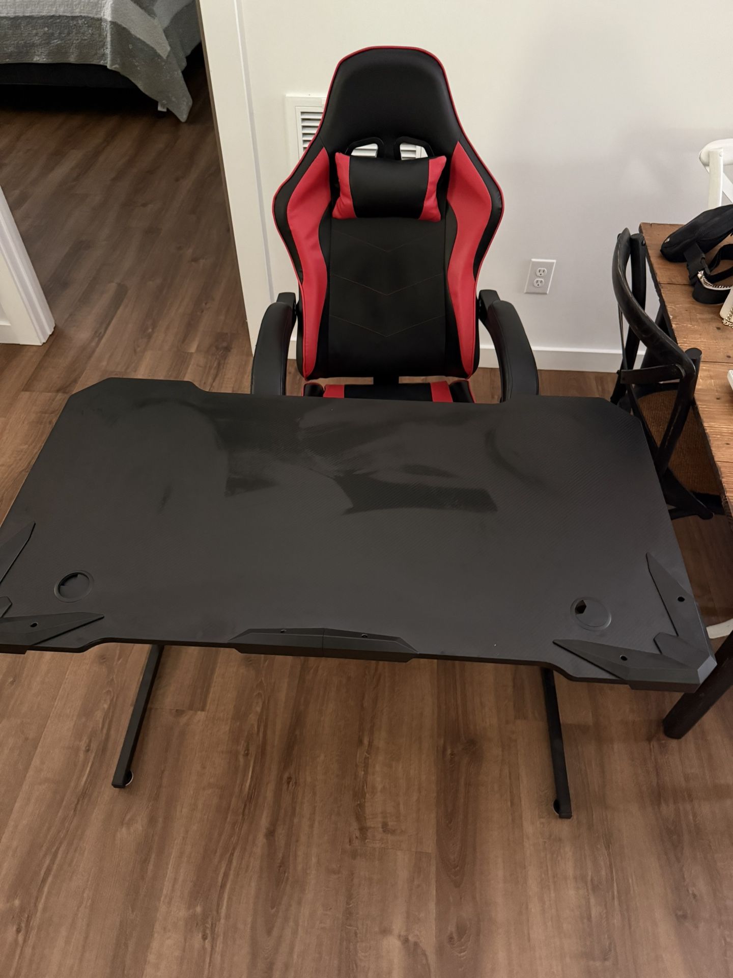 Gaming Desk And Chair
