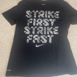 Nike Kobe Bryant Strike First Strike Fast Shirt Medium Athletic Cut Dri-Fit