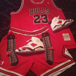 Authentic Mitchell &Ness 97-98 #23 Michael Jordan Jersey And Shorts