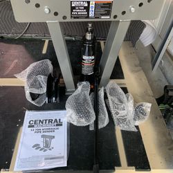 Central Machinery 12 Ton Hydraulic Pipe Bender