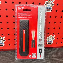 Milwaukee 1300 Lumen USB C Rechargeable Compact Flat Flashlight with Green Laser
