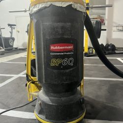 Comercial Vacuum Cleaner 