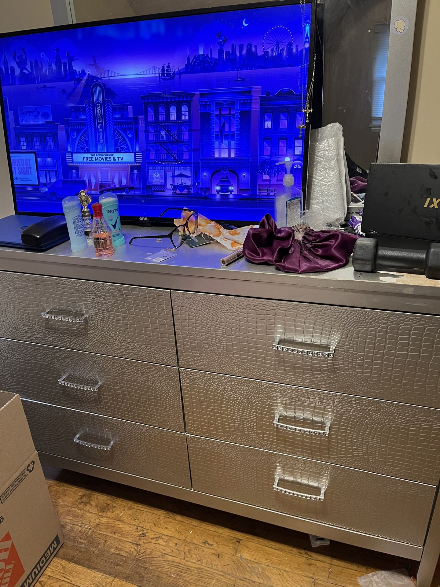 Full Bedroom Set Mattress Included