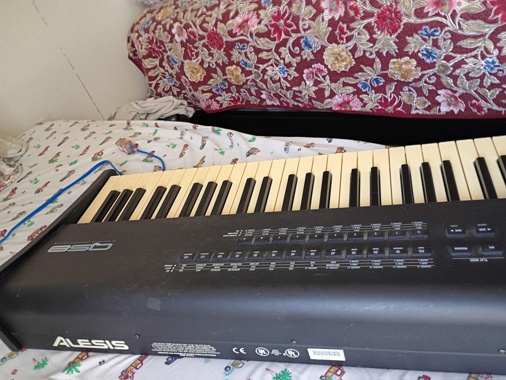 Piano Alexis QS8