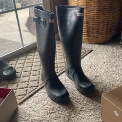 Hunter Rain Boots Size 8