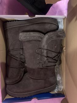 Brown Fur-lined Boots