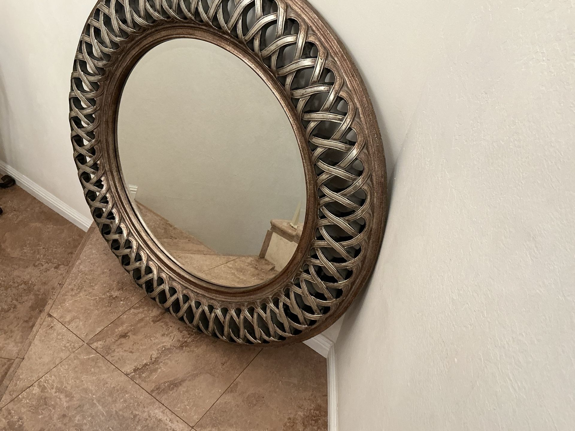 45” Beveled Round Mirror